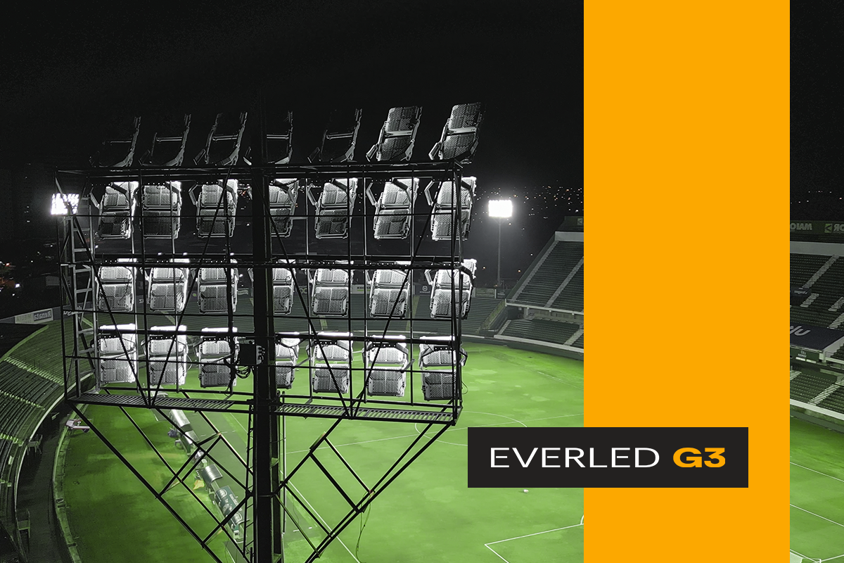 guarani-novvalight Imagem ilustrativa de torre de iluminação com projetor de led EVERLED G3 iluminando o estádio Brinco de Ouro da Princesa, do Guarani Campinas