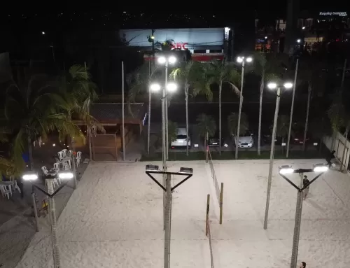 Iluminação para quadra de beach tennis: tudo que você precisa saber