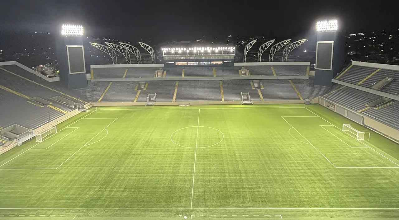 iluminação esportiva Arena Barueri