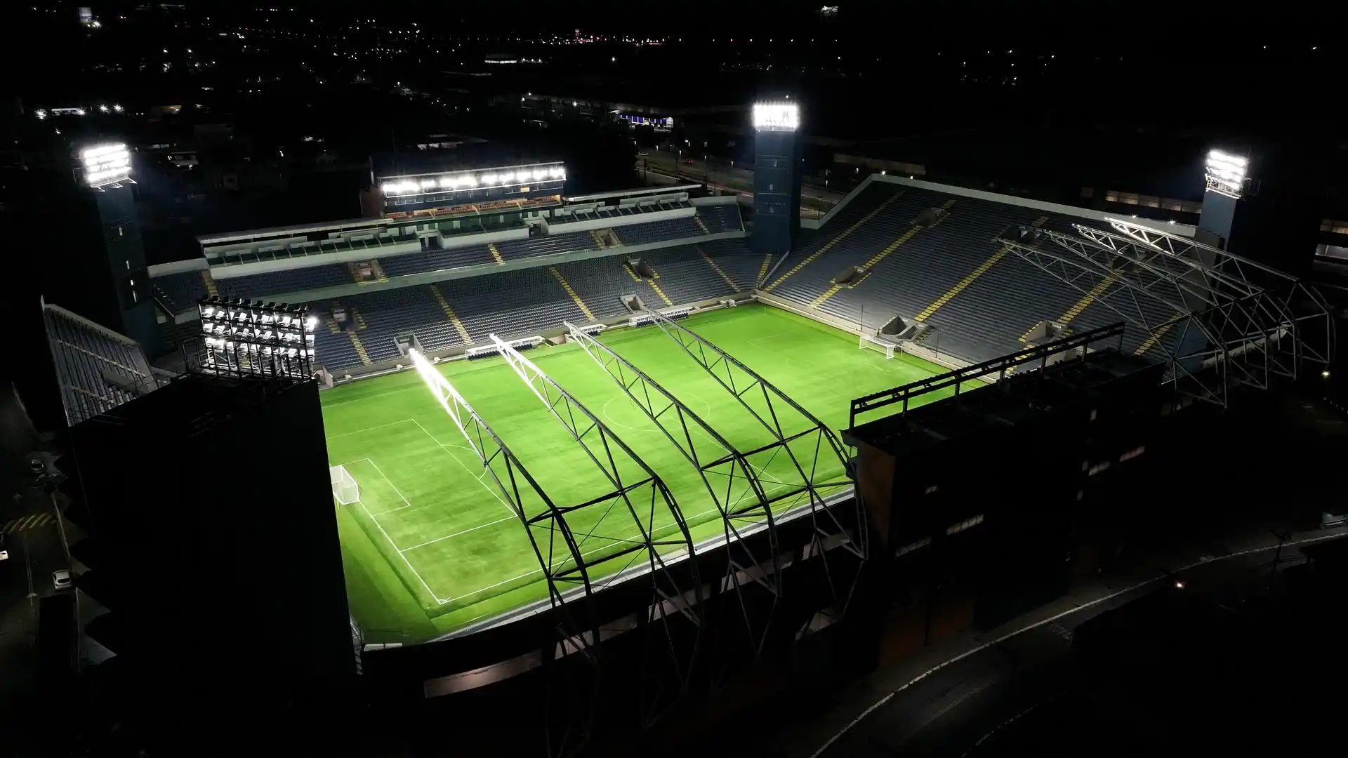 iluminação esportiva Arena Barueri