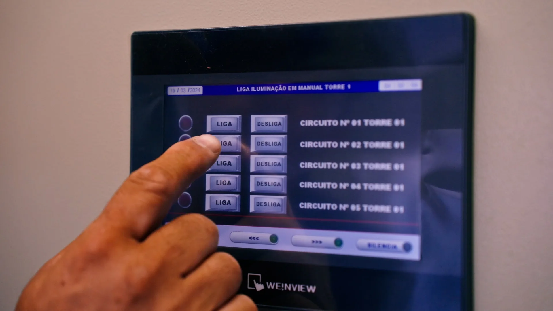 gramação de potência e integração com sistema DMX